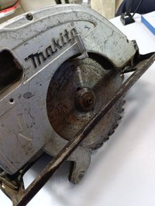 Б/в Пила дискова Makita 5704r 01-200825009