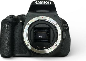 Б/в Фотоапарат Canon eos 600d + ef-s 18-55mm 3.5-5.6 iii 01-200834345