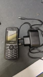 Б/в Мобільний телефон Myphone 2220 01-200836659