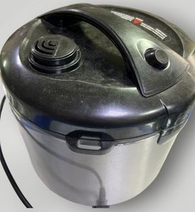 Б/в Мультиварка Hilton hmc-511 01-200835503