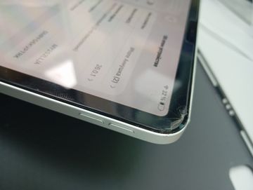 Б/в Планшет Apple ipad pro 11 2020 wi-fi 128gb 01-200845826