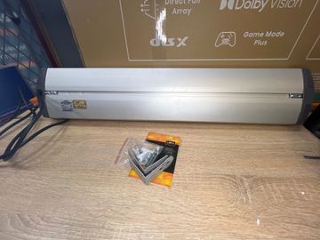 Б/в Обігрівач Ufo basic ufo-yu23en без ніжки 01-200858662