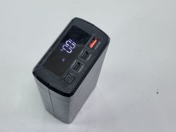 Б/в Повербанк Promate powermine 130w 38000mah 100w pd usb-c 24w pd usb-c 22.5w qc3.0 usb-a total 130w 01-200880930