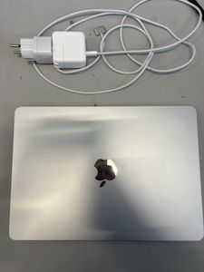 Б/в Ноутбук Apple macbook air 13,6" 2025 mc6t4 / apple m4/ 8 core gpu/ ram 16gb/ ssd 256gb/ a3240 01-200886819