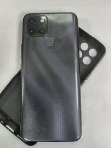 Б/в Мобільний телефон Infinix smart 6 2/32gb 01-200890585