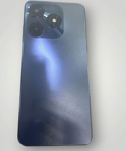 Б/в Мобільний телефон Tecno spark 10 ki5q 8/128gb 01-200874362