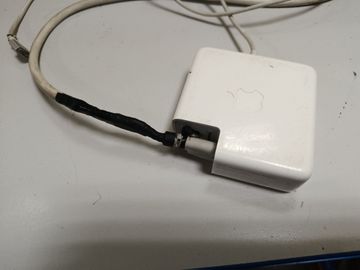 Б/в Ноутбук Apple a1398 15,4" core i7 2ghz/ram8gb/ssd256/intel iris pro 1536 mb 01-200892848