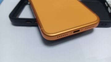 Б/в Мобільний телефон Apple iphone 17 pro max 256gb 01-200920408