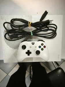 Б/в Ігрова приставка Microsoft xbox one s 1tb 01-200919302