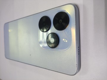 Б/в Мобільний телефон Tecno spark go 2024 3/64gb 01-200923627