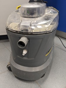 Б/у Пылесос Karcher puzzi 8/1 c 01-200932483
