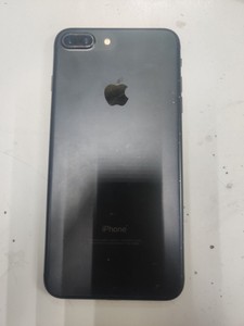 Б/в Мобільний телефон Apple iphone 7 plus 32gb 01-200967999