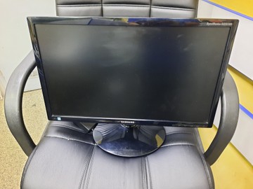 Б/в Монітор Samsung ls22b300 01-200982280