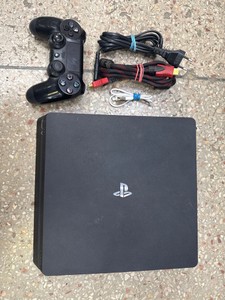 Б/у Игровая приставка Sony playstation 4 slim 1tb 01-200997758