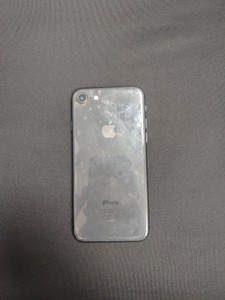 Б/в Мобільний телефон Apple iphone 8 64gb 01-201002786