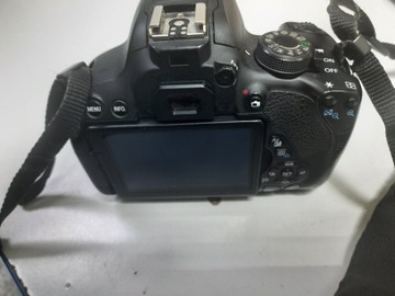 Б/у Фотоаппарат Canon eos 700d body 01-201008186