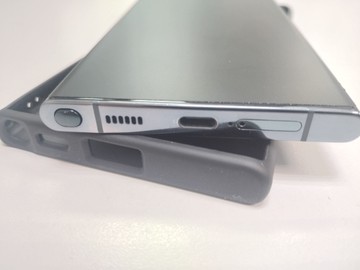 Б/у Мобільний телефон Samsung galaxy s22 ultra sm-s9080 12/512gb 01-201033949