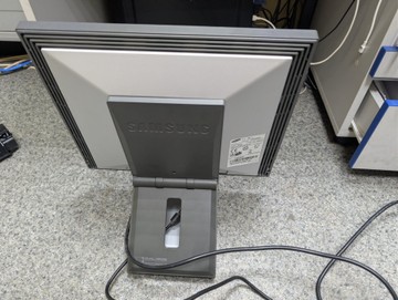 Б/у Монитор Samsung gh17ps 01-201075912