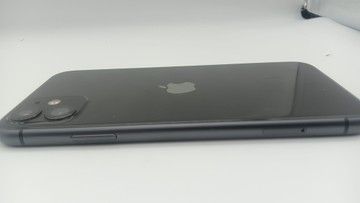 Б/в Мобільний телефон Apple iphone 11 64gb 01-201072931