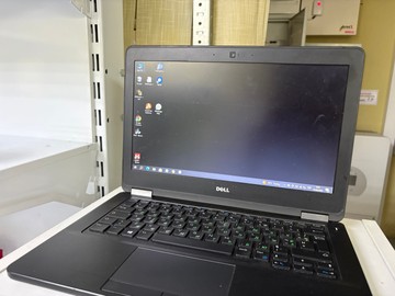 Dell 15/core i3 6100u ddr3/8gb ddr3/hdd *відсутній/ssd 256 gb/*інтегрована