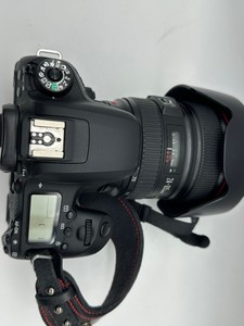 Б/в Фотоапарат Canon eos 77d / ef 24-105mm f/4l 01-201103821