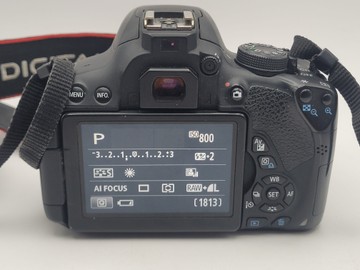 Б/в Фотоапарат Canon eos 700d body 01-201008186