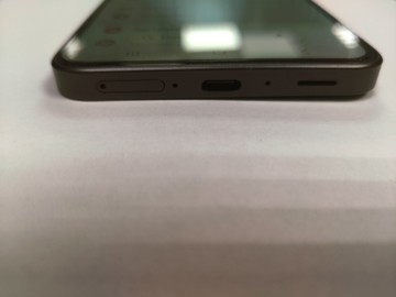 Б/в Мобільний телефон Samsung galaxy a37 5g 6/128gb 01-201126562