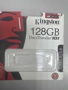 Б/в Флешка Kingston 128gb 01-201127403