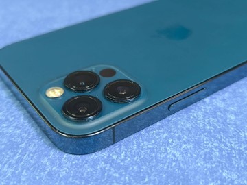 Б/в Мобільний телефон Apple iphone 12 pro 256gb 01-201167285