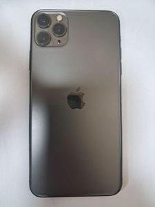 Б/в Мобільний телефон Apple iphone 11 pro max 64gb 01-200493821