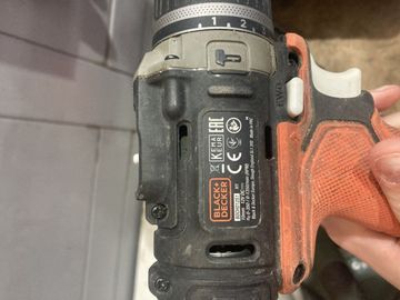 Б/в Дриль-шурупокрут Black Decker bdchd12s1 01-200548928