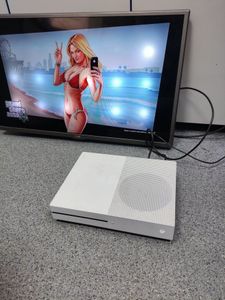 01-200582156: Microsoft xbox one s 1tb