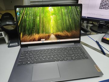 01-200607814: Lenovo 16/core i3-1215u ddr5/12gb ddr4/hdd *відсутній/ssd 512 gb/*інтегрована