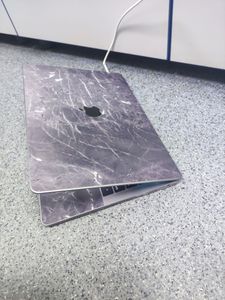 01-200612391: Apple a1708 /macbook pro 13,3" core i5 2,3ghz/ram8gb/ssd 512gb/intel iris plus graphics 640