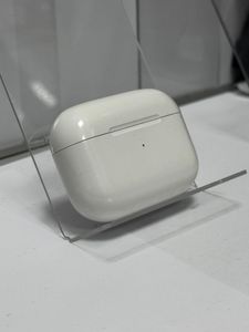 01-200606140: Apple airpods pro
