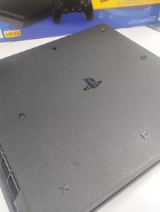 01-200753230: Sony playstation 4 slim 1tb