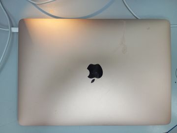 Б/в Ноутбук Apple a2337/m1 7-core gpu/ram8gb/ssd256gb/retina, truetone 01-200804315