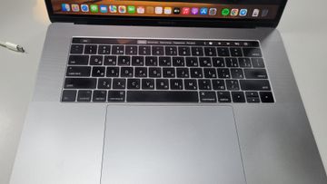 Б/у Ноутбук Apple macbook pro a1707 core i7 2,9ghz/ ram 16gb/ ssd 1tb/ intel hd graphics 530 01-200815701