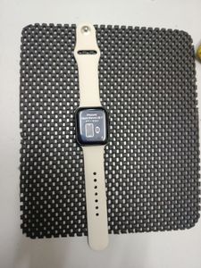 Б/в Смарт-годинник Apple watch series 6 gps aluminium case 40mm 01-200817391