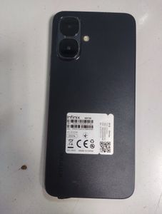 Б/в Мобільний телефон Infinix smart 10 4/128gb 01-200818978