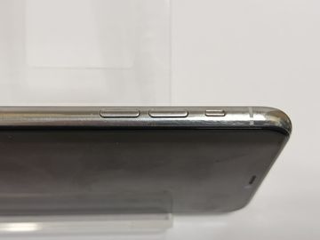 Б/в Мобільний телефон Apple iphone 11 pro max 64gb 01-200832977