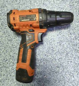 Б/в Шурупокрут Daewoo daa 1220li 2акб зп 01-200847821