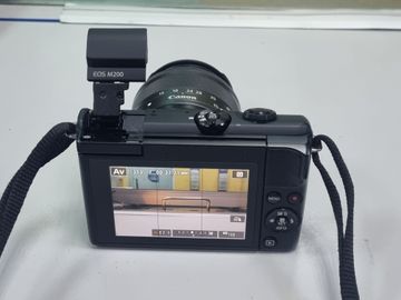 Б/в Фотоапарат Canon eos m200 + 15-45 is stm 01-200817394