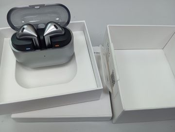 Б/в Навушники Samsung galaxy buds3 01-200873592