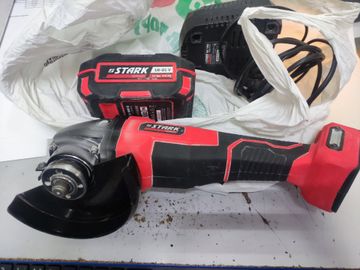 Б/в Кутова шліфмашина Stark cag 1800 1акб 4ah зп 01-200897455