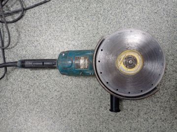Б/в Кутова шліфмашина Makita ga7020 01-200898312