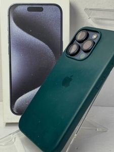 Б/в Мобільний телефон Apple iphone 15 pro 256gb 01-200896412