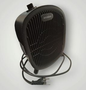 Б/в Обігрівач повітряний Hyundai hfh2000fx 01-200893079