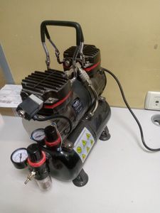 Б/в Компресор Uairbrush tc-90t 01-200908787