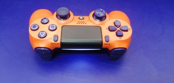 Б/в Геймпад Sony dualshock 4 01-200910319